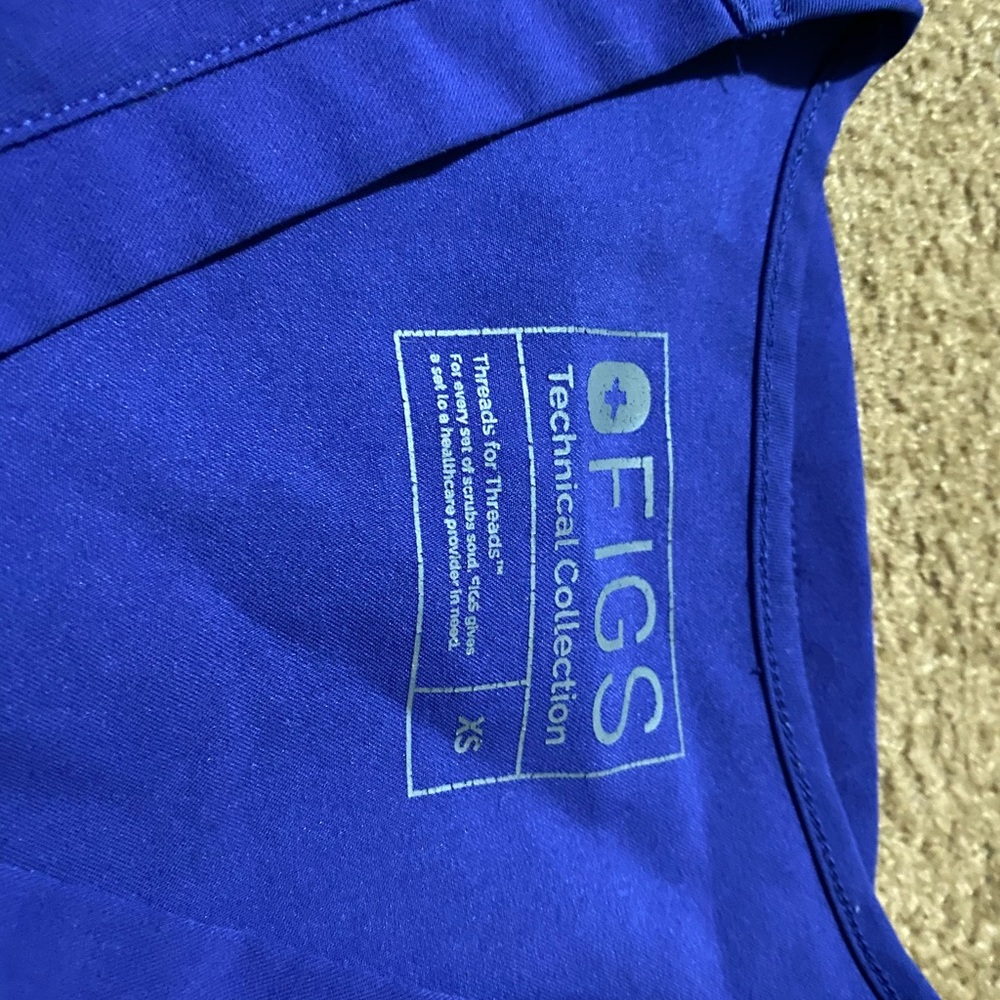 Figs Scrub top - Picture 2 of 4